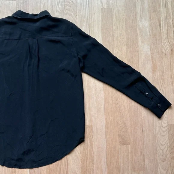 Everlane Black Button-Up 100% Silk Shirt - Size 2 - Picture 8 of 8